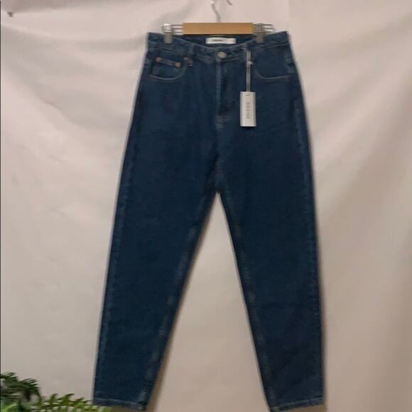 NWT BELONG BEAUTY‎ LIES WITHIN DEMIN JEANS … - Picture 1 of 7